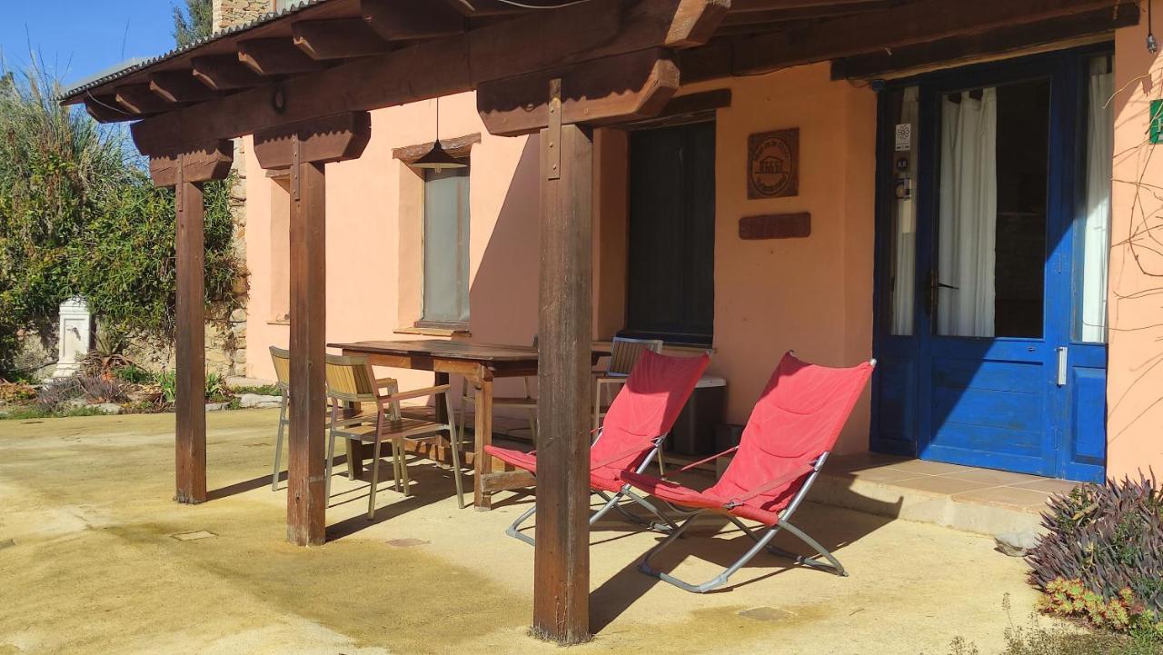 Hostal Mas Ca La Coixa Tortellà Exterior foto