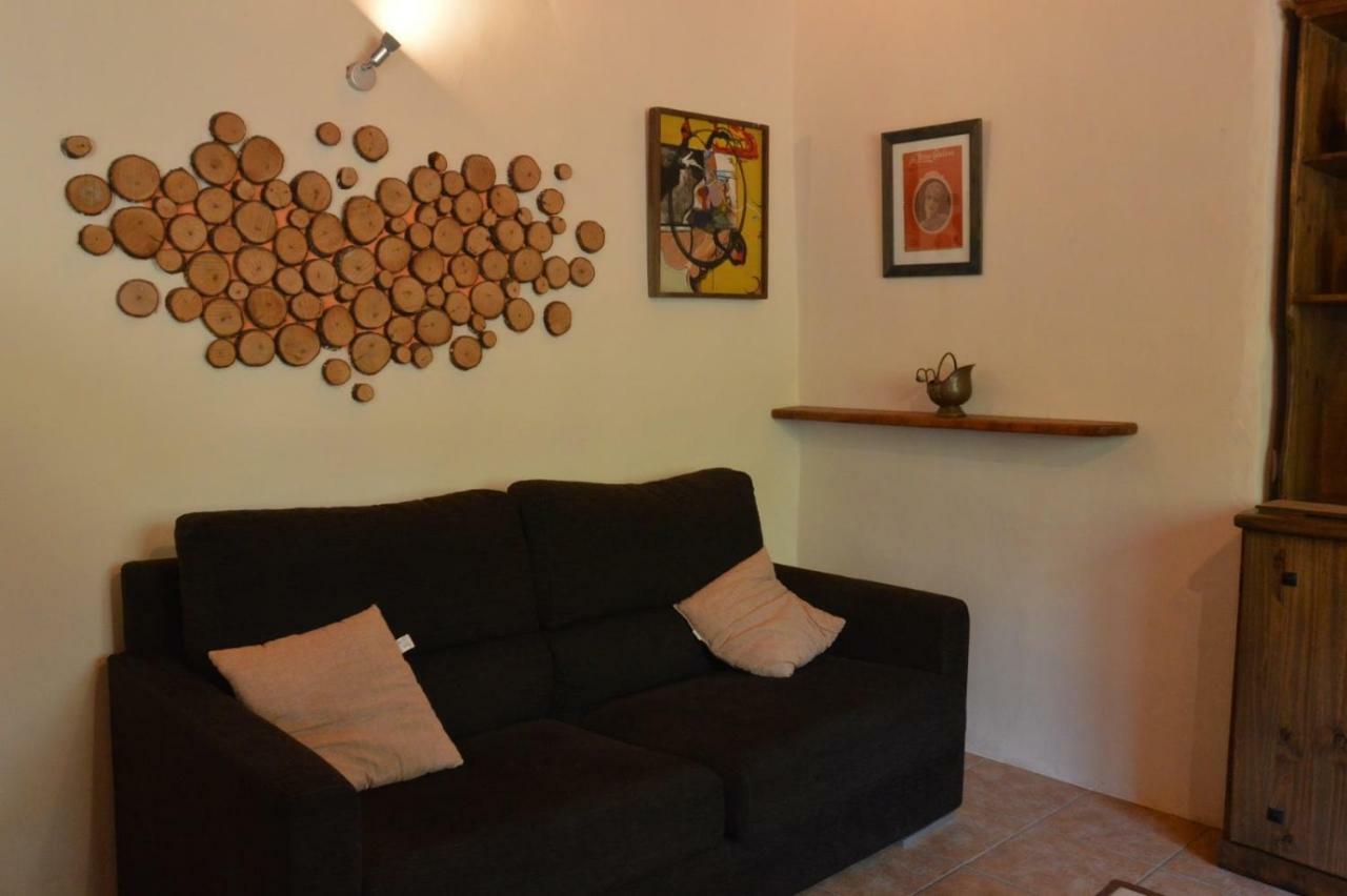 Hostal Mas Ca La Coixa Tortellà Exterior foto
